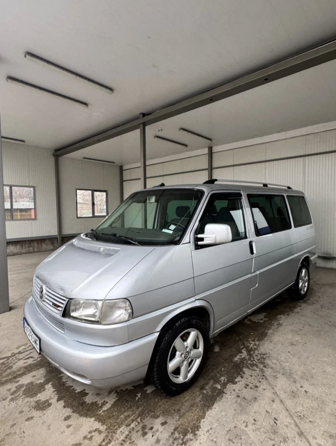 VW Multivan 151kc Atlantis, снимка 2 - Бусове и автобуси - 54025875