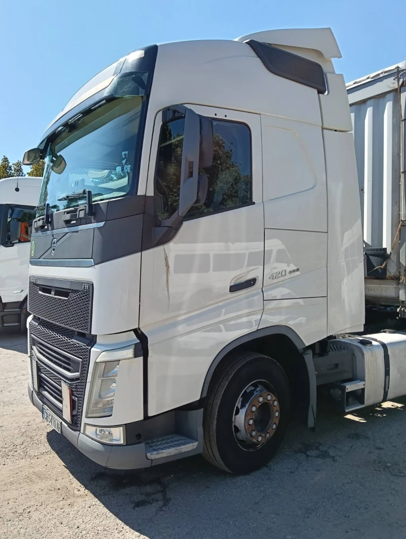 Volvo Fh, снимка 15 - Камиони - 48310813