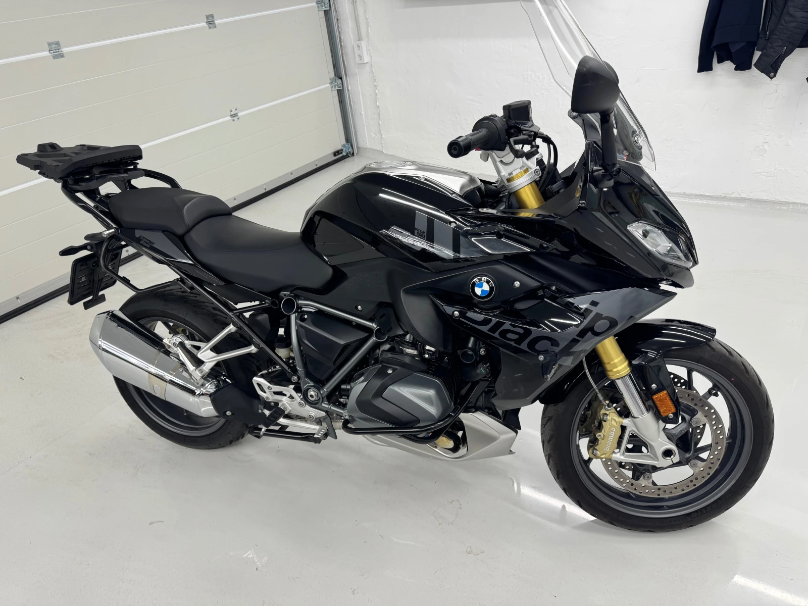 BMW R R1250RS - 3 год гаранция