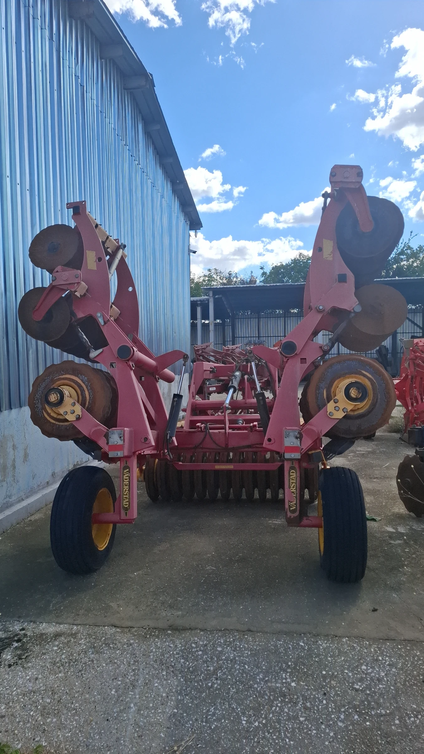 Брана Vaderstad carier 4.25м., снимка 3 - Селскостопанска техника - 55560262