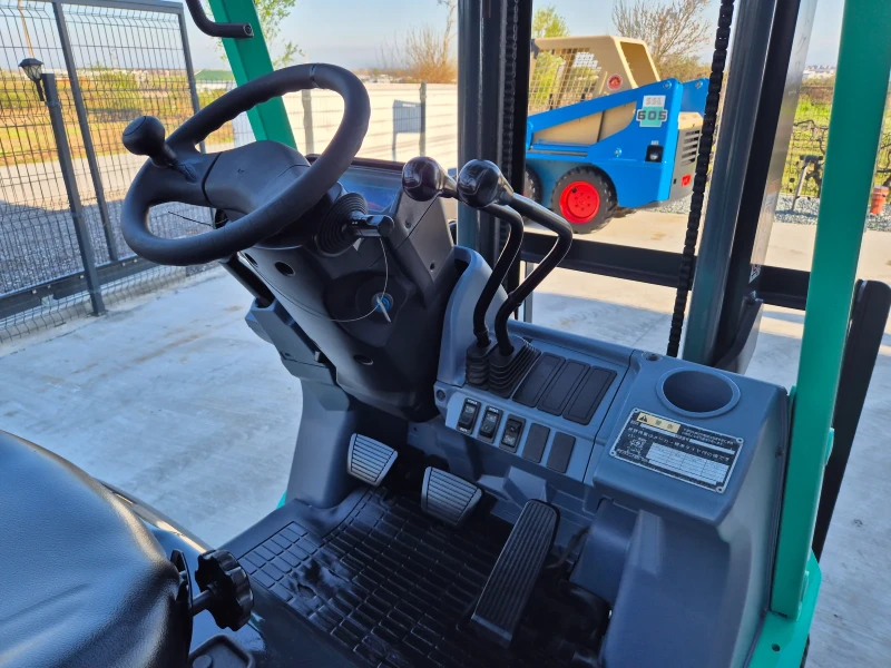 Мотокар Mitsubishi * АВТОМАТ * ГАЗ + БЕНЗИН * КАТО НОВ * !, снимка 11 - Индустриална техника - 49820790