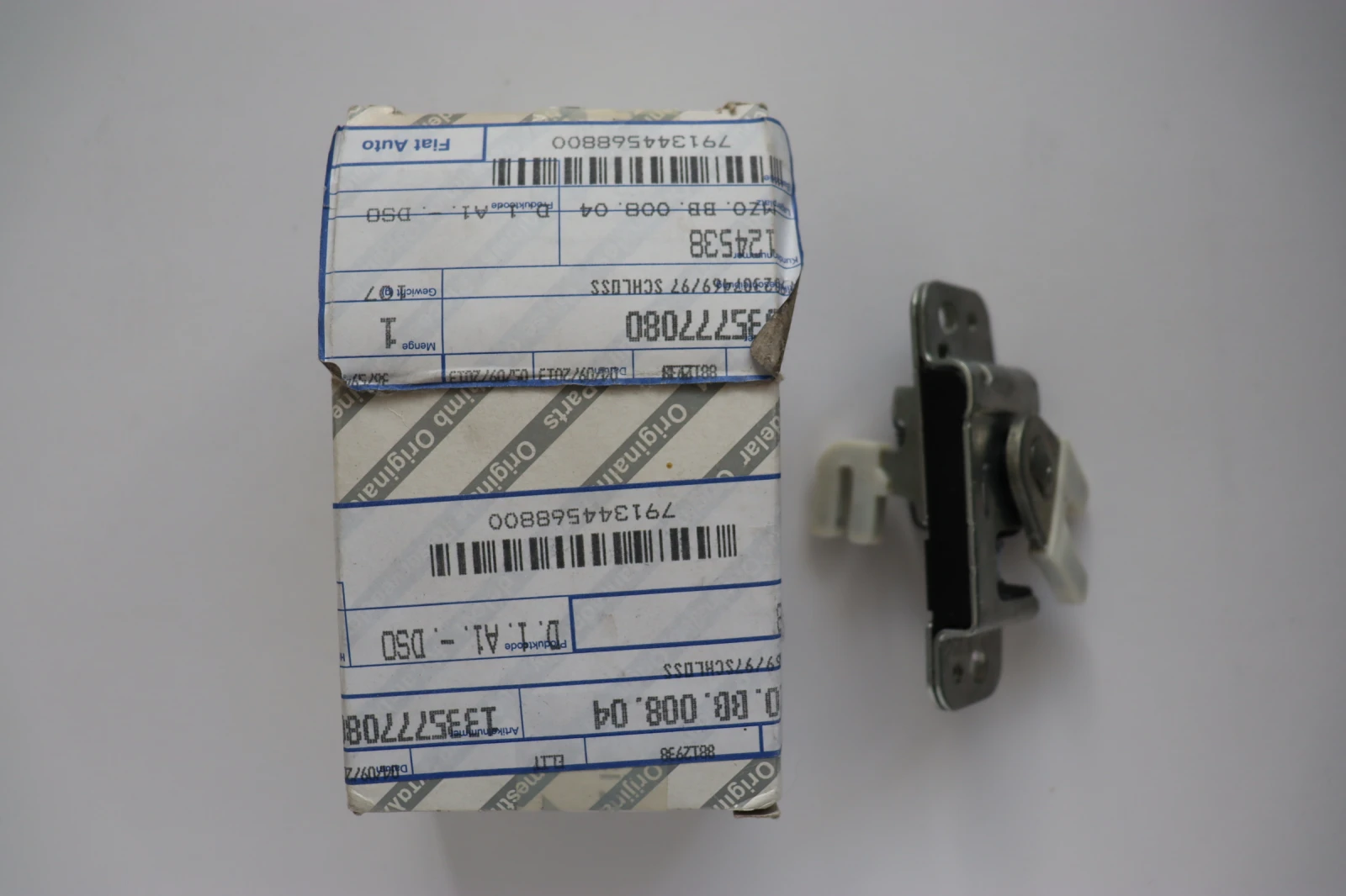 /  /  1335777080 / 8724N8 | Mobile.bg   2