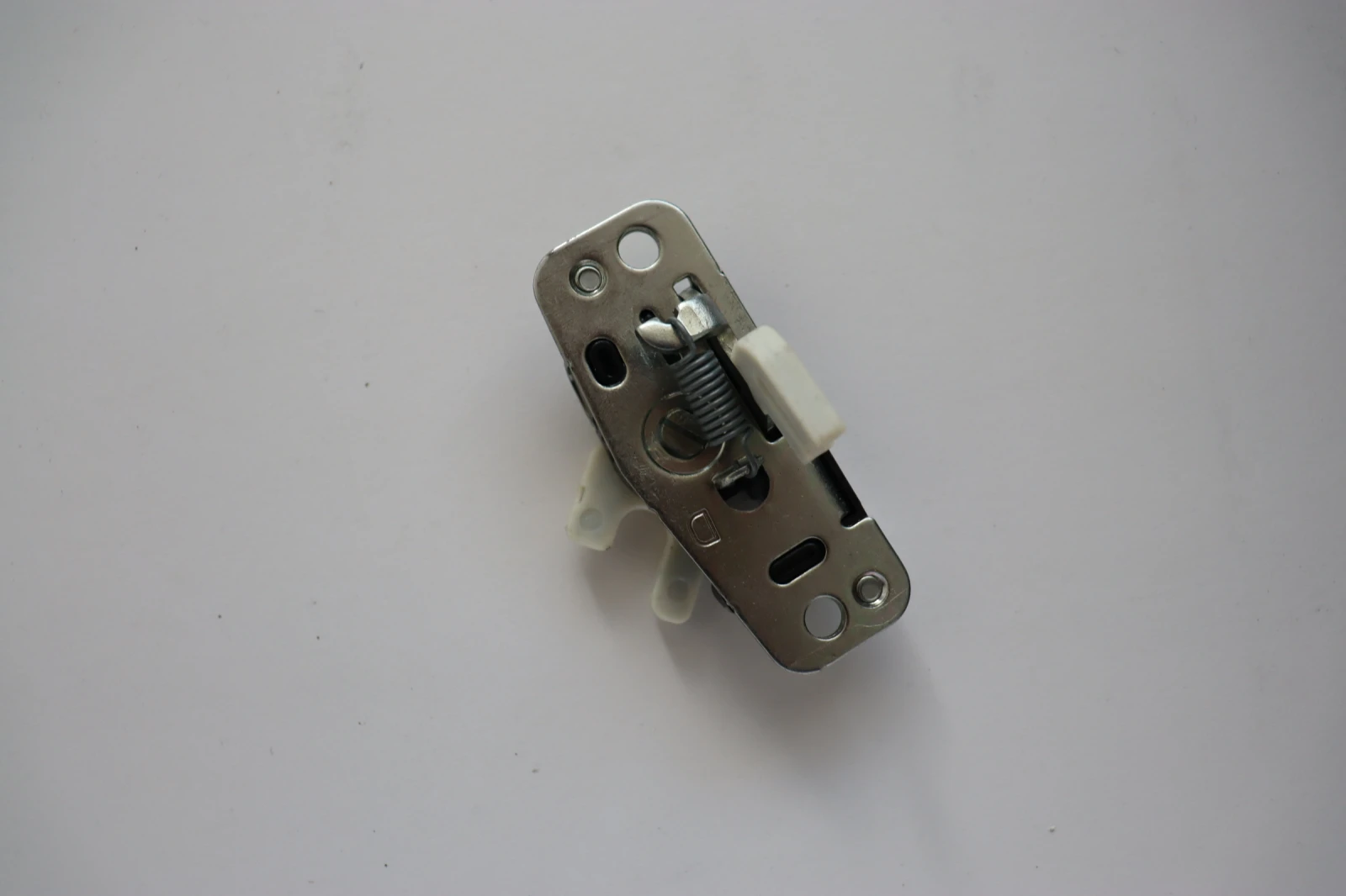 /  /  1335777080 / 8724N8 | Mobile.bg   3