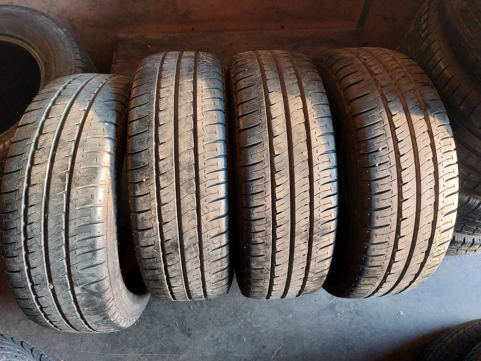 ���� 225/65R16 | Mobile.bg � ����������� 1