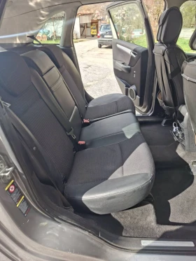 Mercedes-Benz B 200, снимка 9