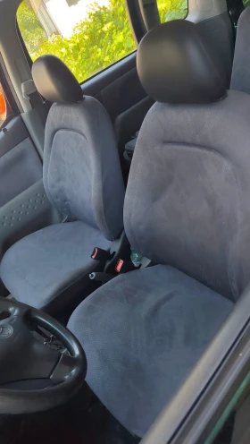 Toyota Yaris verso, снимка 5