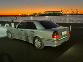 Mercedes-Benz C 220, снимка 3