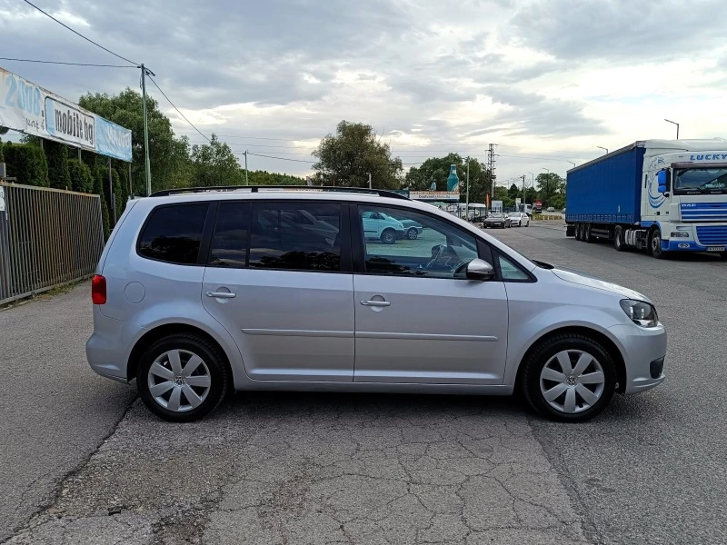 VW Touran 1.6 TDi* 6+ 1* Euro 5* НОВ ВНОС* , снимка 4 - Автомобили и джипове - 46185764