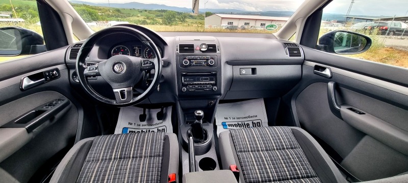 VW Touran Cross 1.6 tdi, снимка 9 - Автомобили и джипове - 46460847