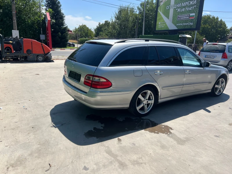 Mercedes-Benz E 270, снимка 5 - Автомобили и джипове - 47077402