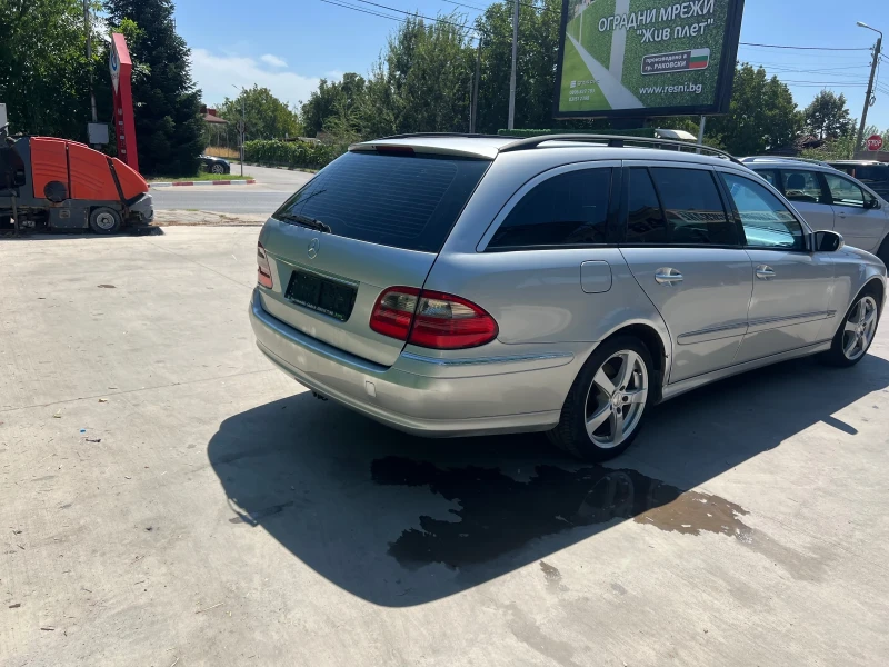 Mercedes-Benz E 270, снимка 4 - Автомобили и джипове - 47077402