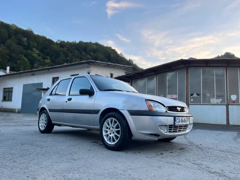 Ford Fiesta, снимка 1 - Автомобили и джипове - 47539997