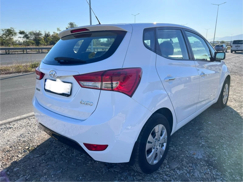 Hyundai Ix20 1.4 Газ, снимка 7 - Автомобили и джипове - 47639512