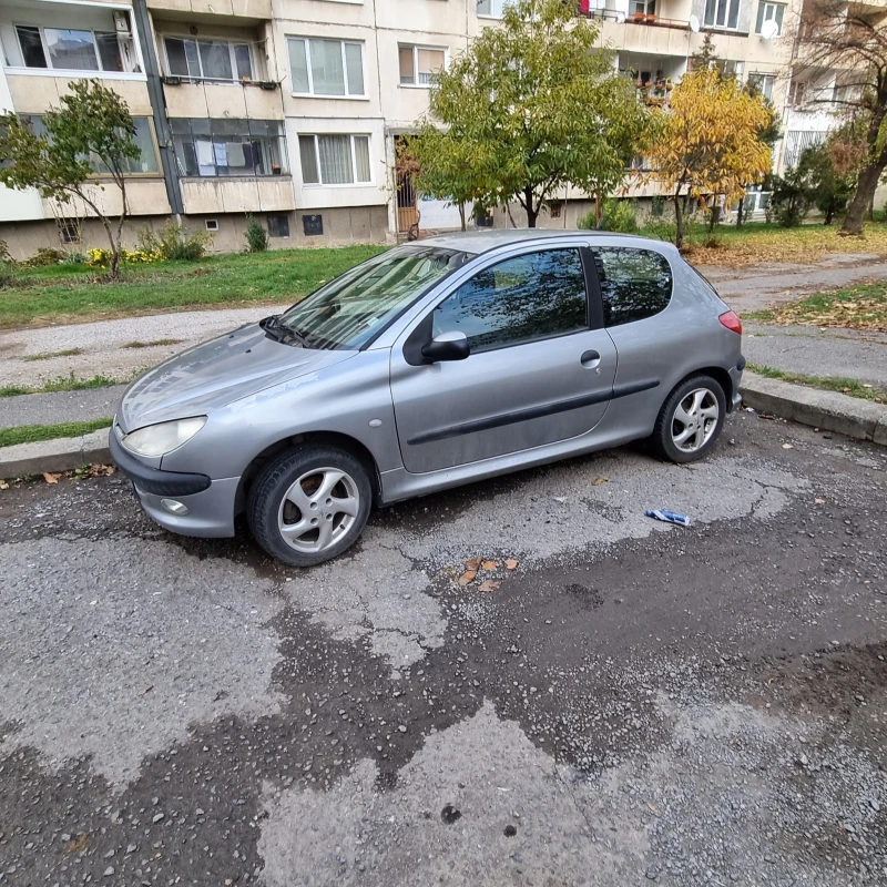 Peugeot 206, снимка 3 - Автомобили и джипове - 48046946