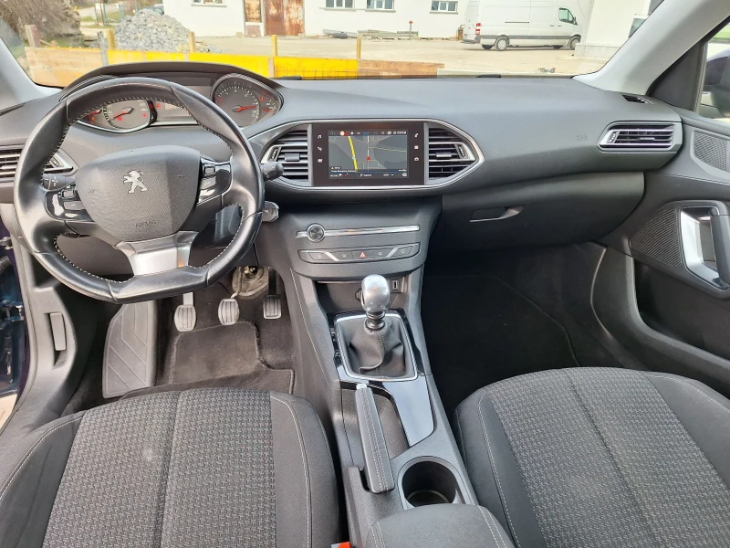 Peugeot 308 1600кб 120кс 6 скорости, снимка 13 - Автомобили и джипове - 48101190