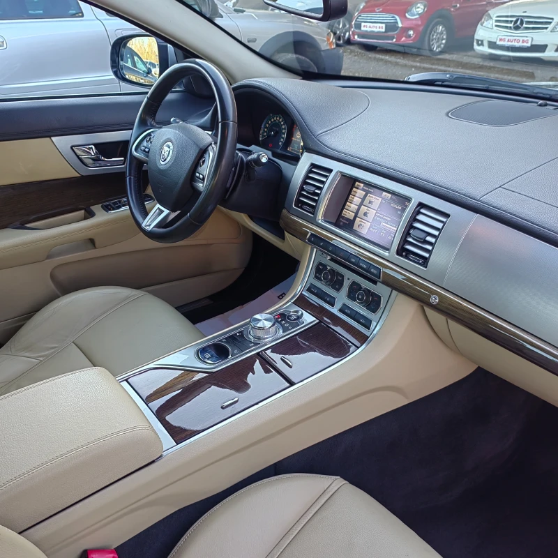 Jaguar Xf 3.0, D , снимка 13 - Автомобили и джипове - 48112710