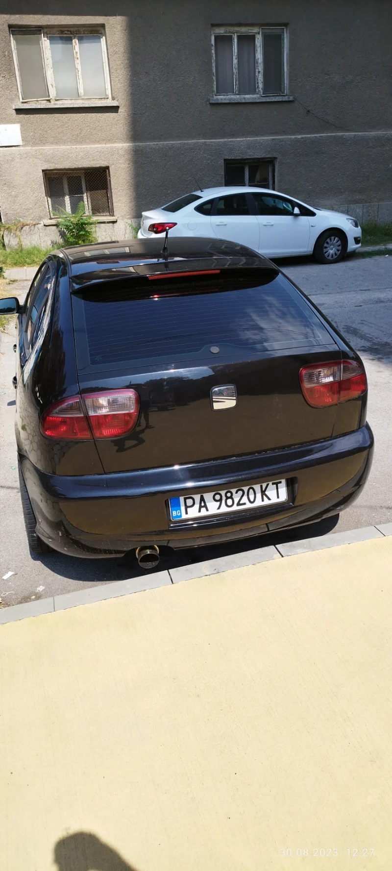 Seat Leon 1.8Т 4х4, снимка 5 - Автомобили и джипове - 48170174