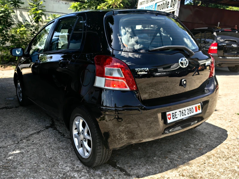 Toyota Yaris 1.3VVT-I!!ШВЕЙЦАРИЯ!!УНИКАТ!!, снимка 3 - Автомобили и джипове - 48587491