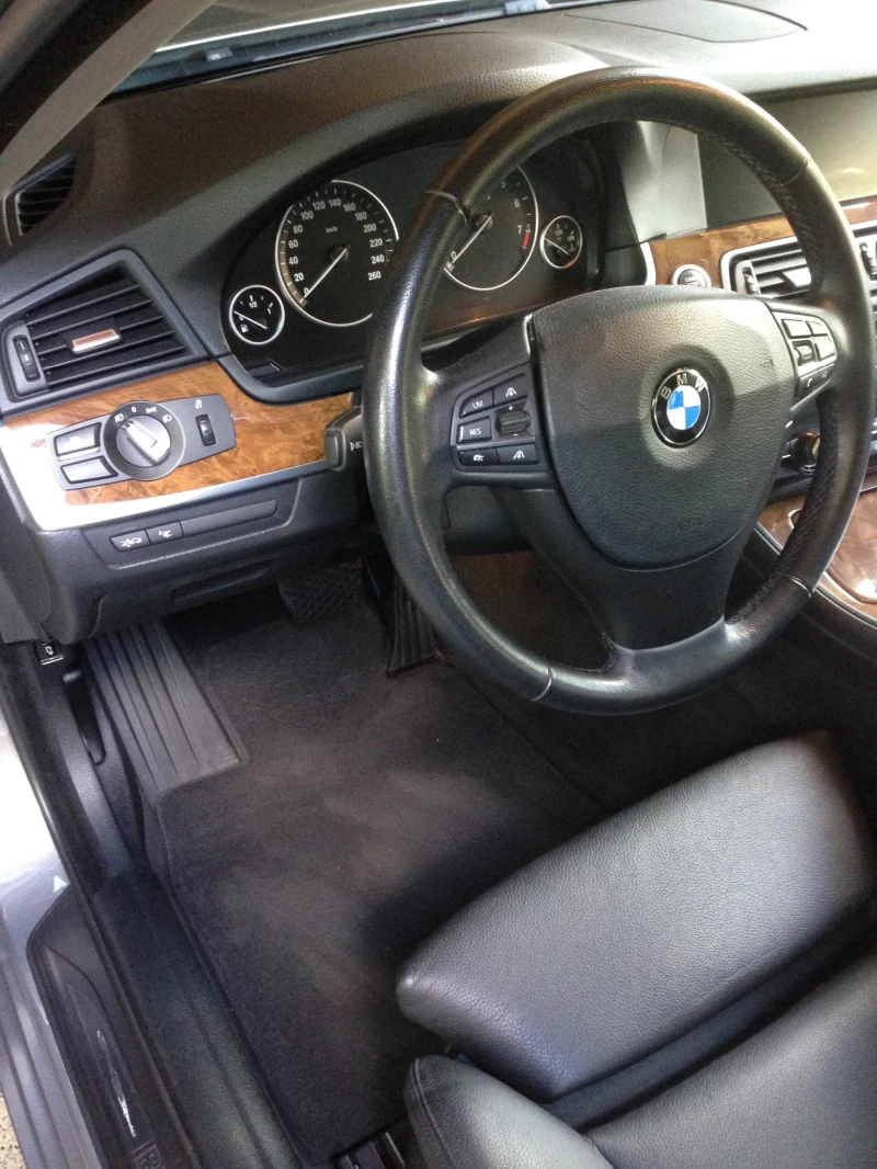 BMW 523, снимка 6 - Автомобили и джипове - 50905737