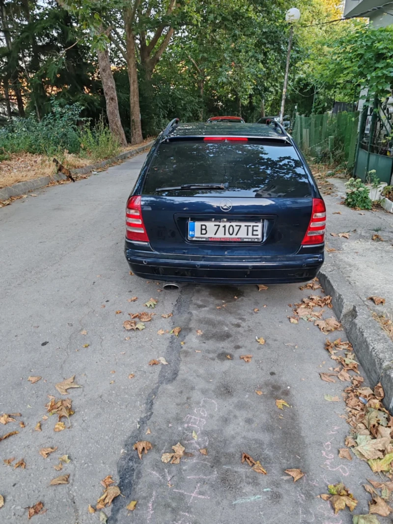 Mercedes-Benz C 320 4matic, снимка 3 - Автомобили и джипове - 52511226