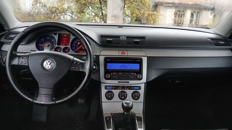 VW Passat 2.0 common rail , снимка 10 - Автомобили и джипове - 52852925