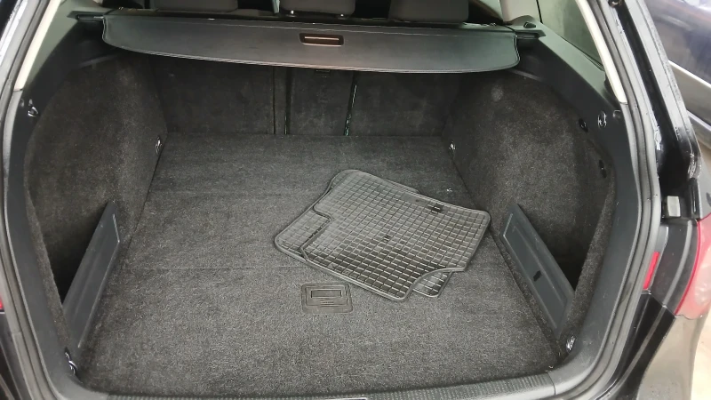 VW Passat 2.0 common rail , снимка 14 - Автомобили и джипове - 52852925