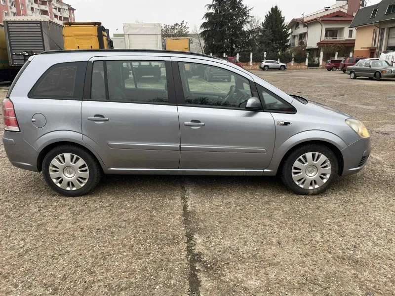 Opel Zafira 1.6i всичко платено, снимка 3 - Автомобили и джипове - 52893822