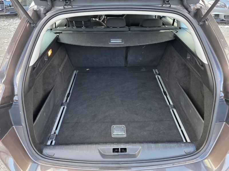 Peugeot 308 1.6HDI 120K.C. / НАВИГАЦИЯ / КЛИМАТРОНИК /, снимка 12 - Автомобили и джипове - 53002624