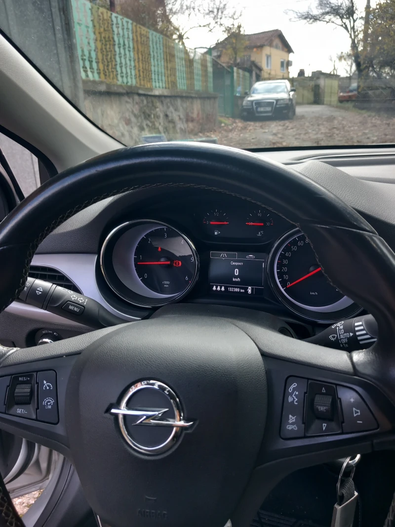 Opel Astra, снимка 10 - Автомобили и джипове - 53382073