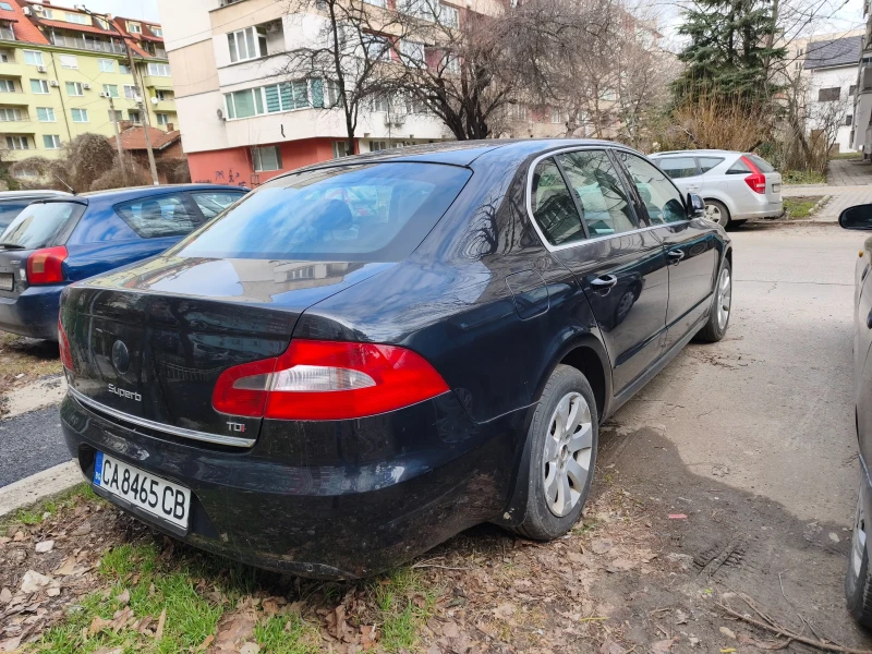 Skoda Superb Лимузина , снимка 3 - Автомобили и джипове - 53583041