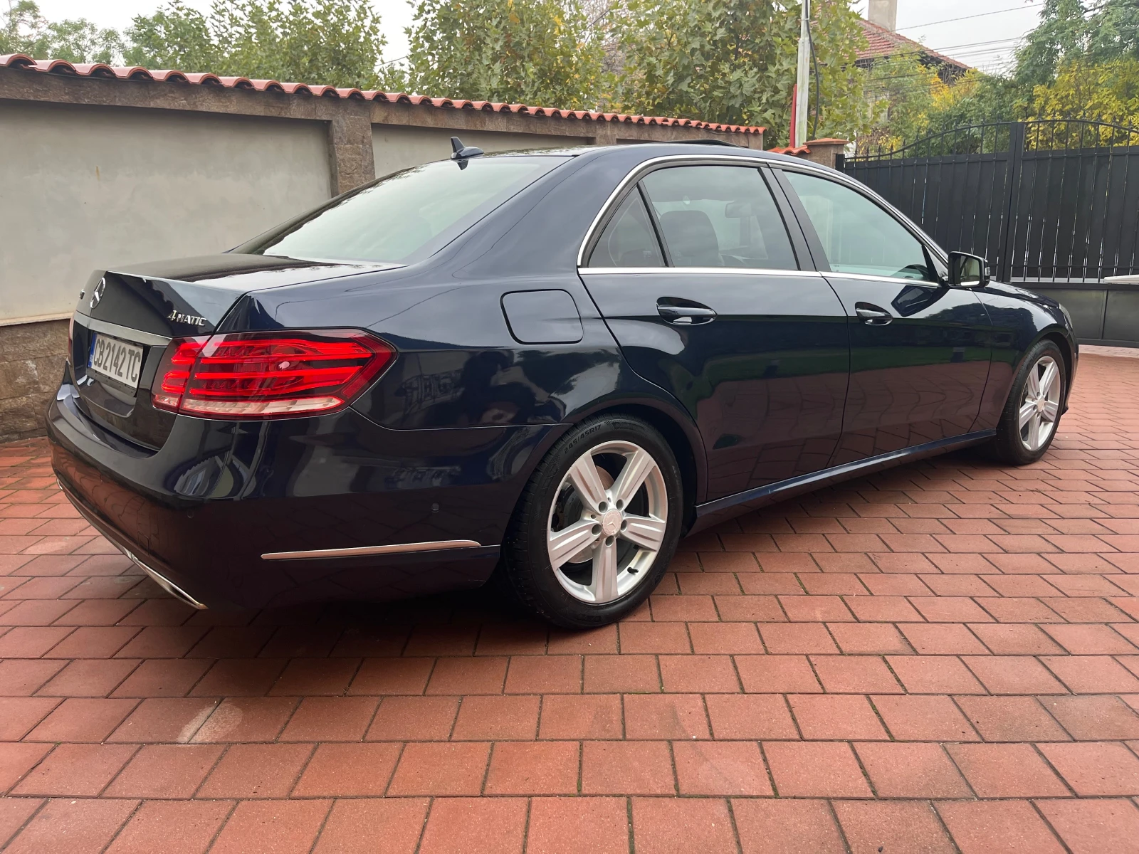 Mercedes-Benz E 250 E 250 CDI-4matik  - изображение 4