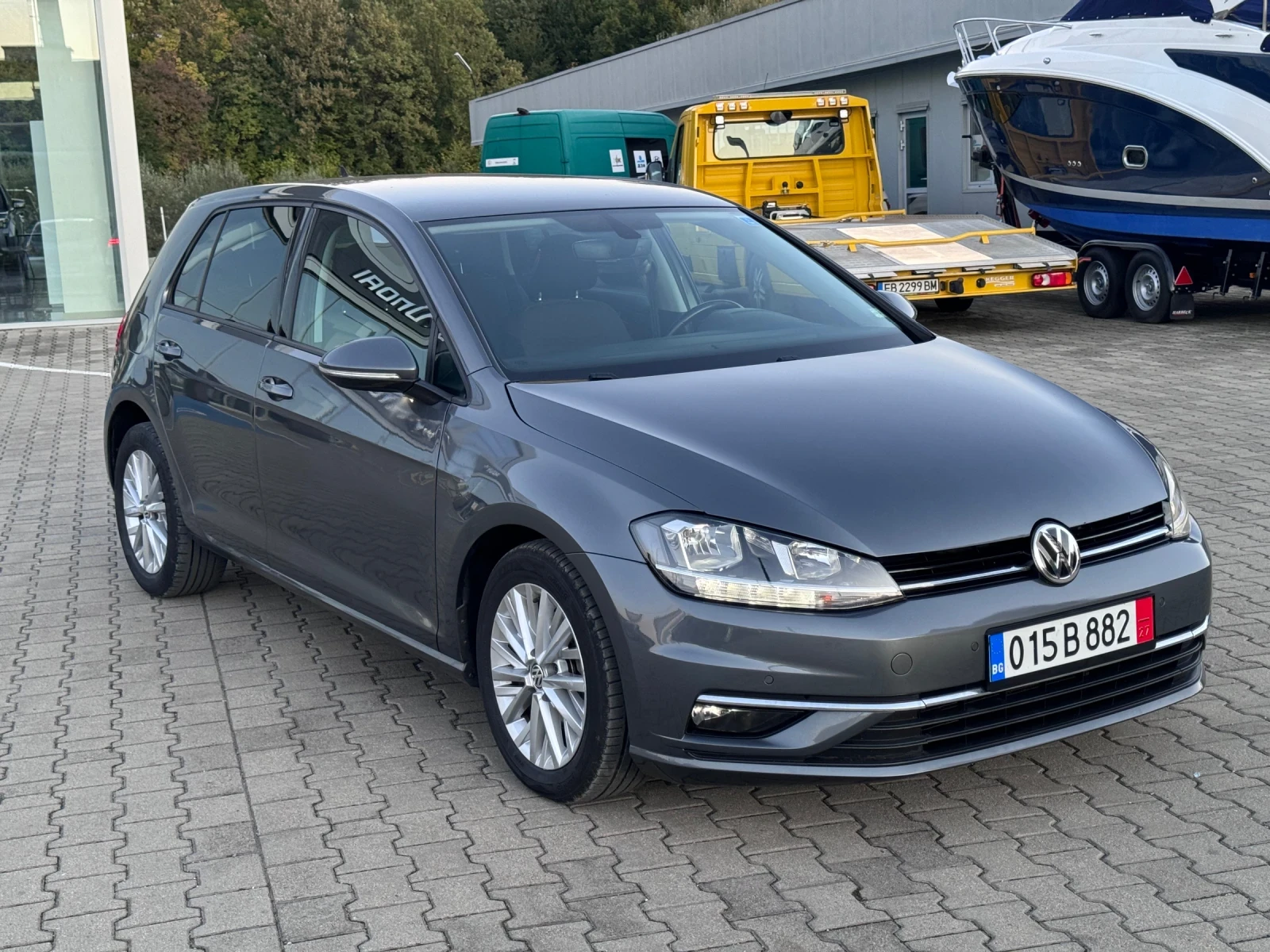 VW Golf FACELIFT! 1.6-116 TDI/  Дистроник! - изображение 2