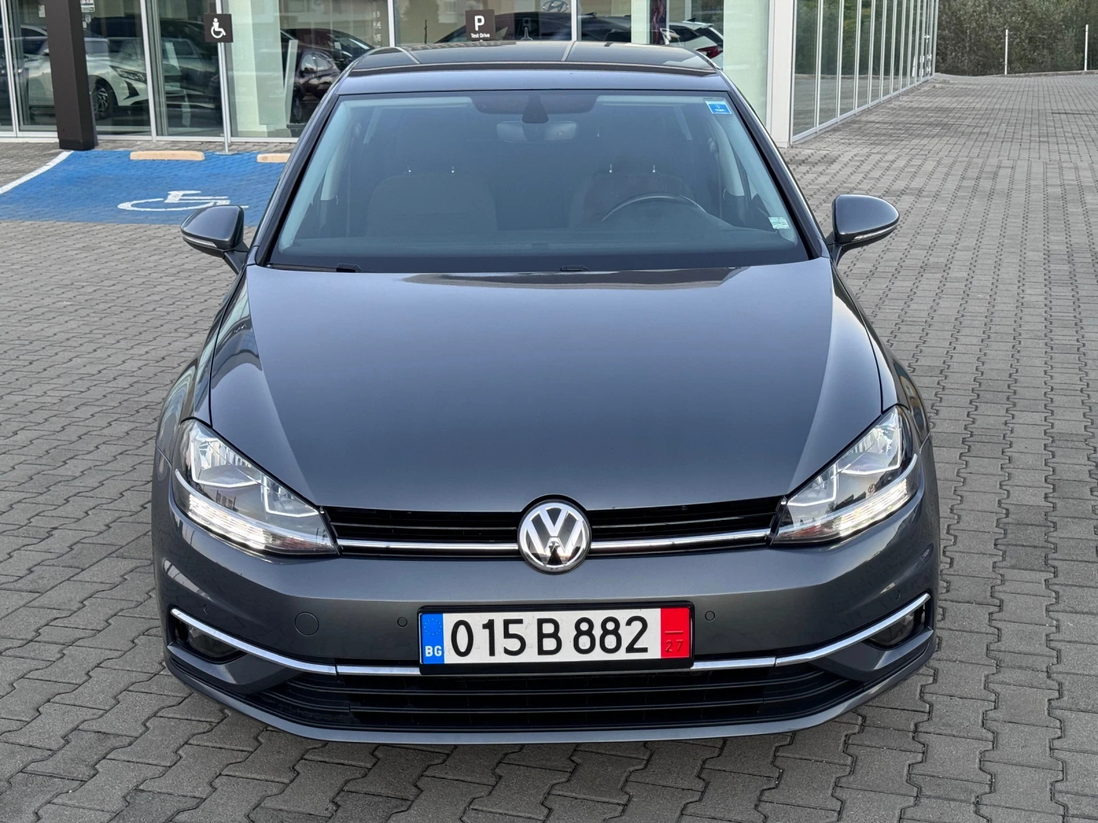 VW Golf FACELIFT! 1.6-116 TDI/  Дистроник! - изображение 8