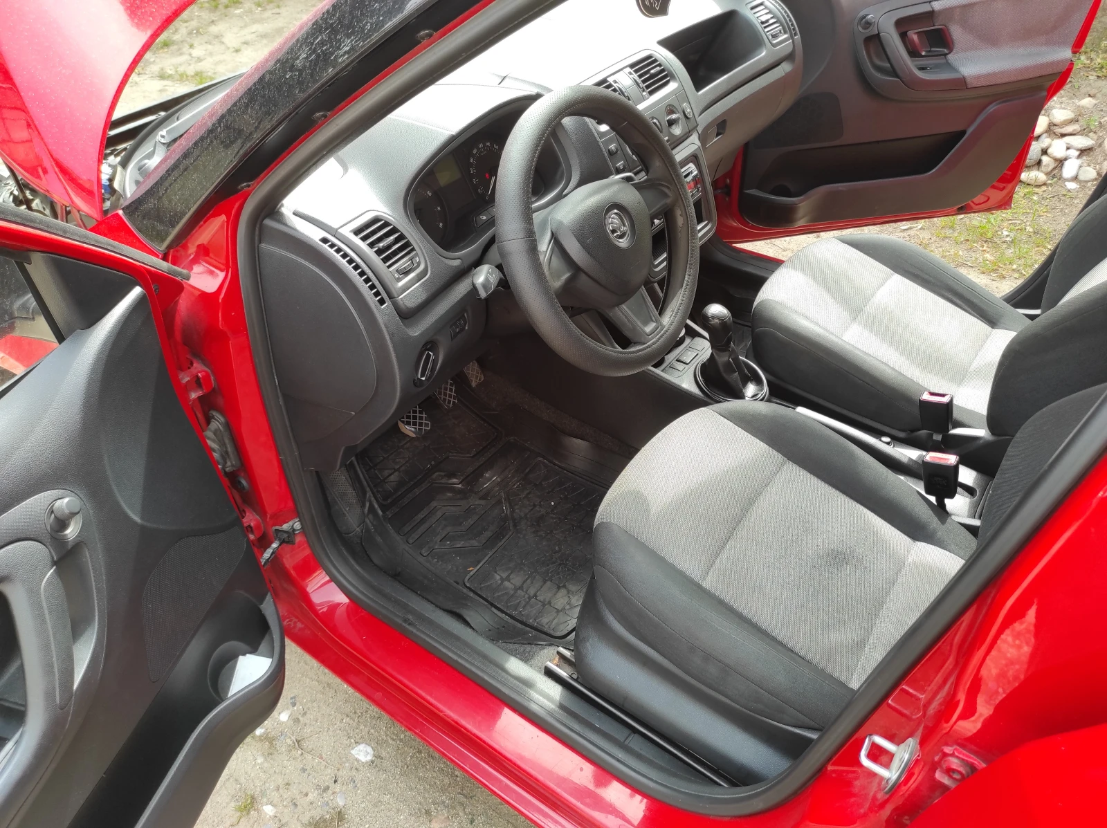 Skoda Fabia 1.2 Газ * клима*  - изображение 10