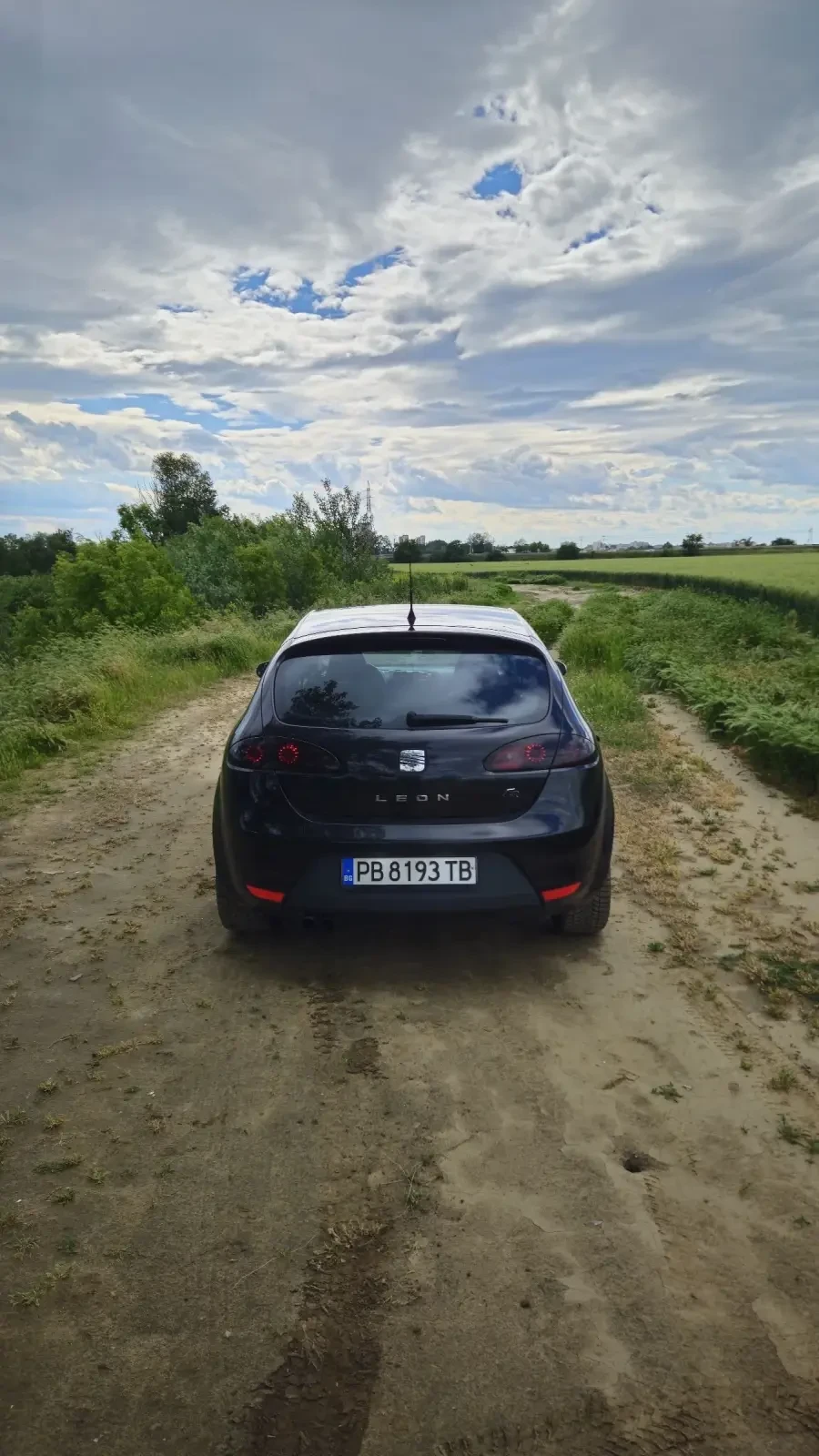 Seat Leon Seat Leon FR   Лимитирана серия  213 от 300 - изображение 6