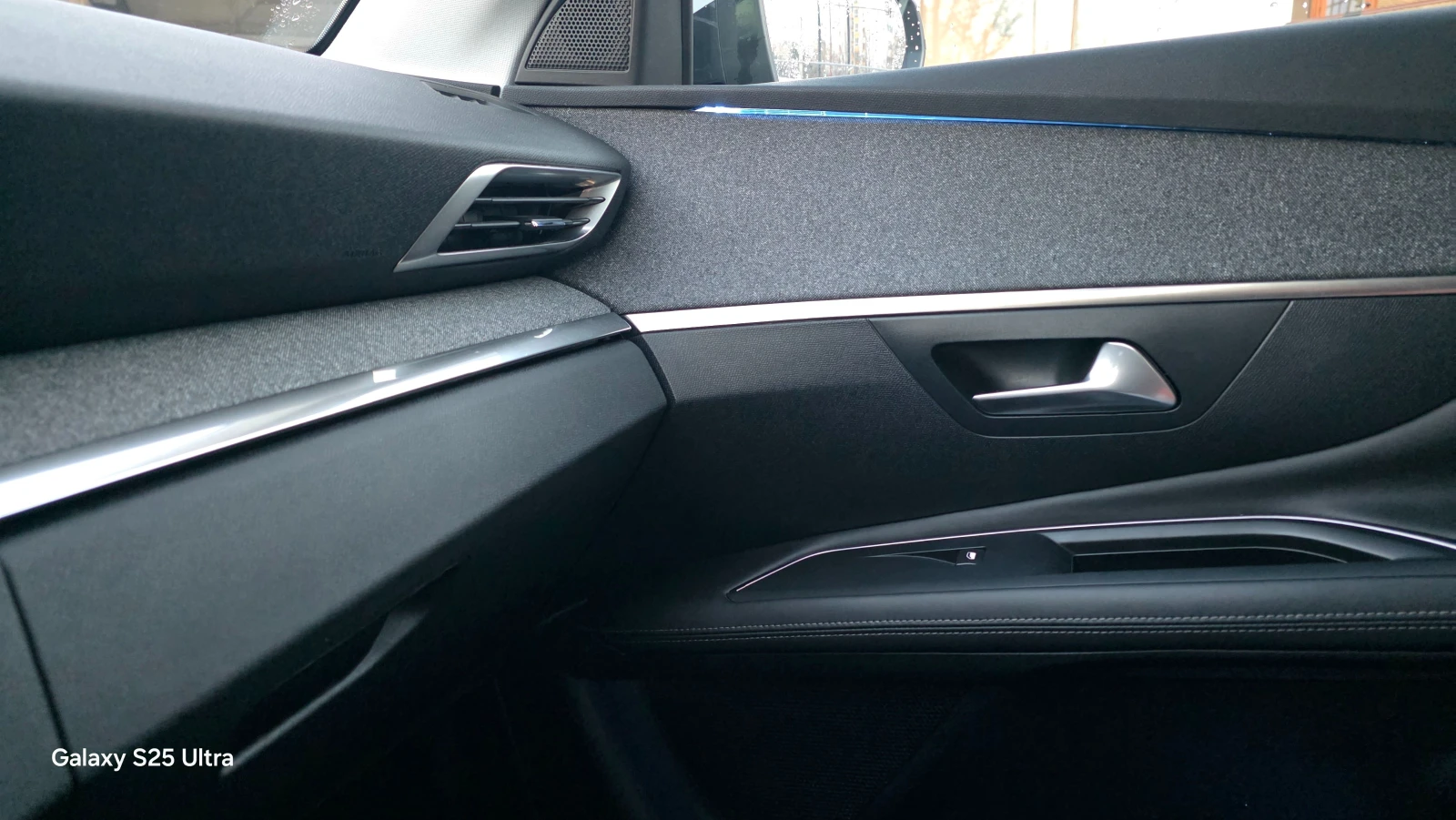 Peugeot 3008 1.6HDI   LUXORY - изображение 8