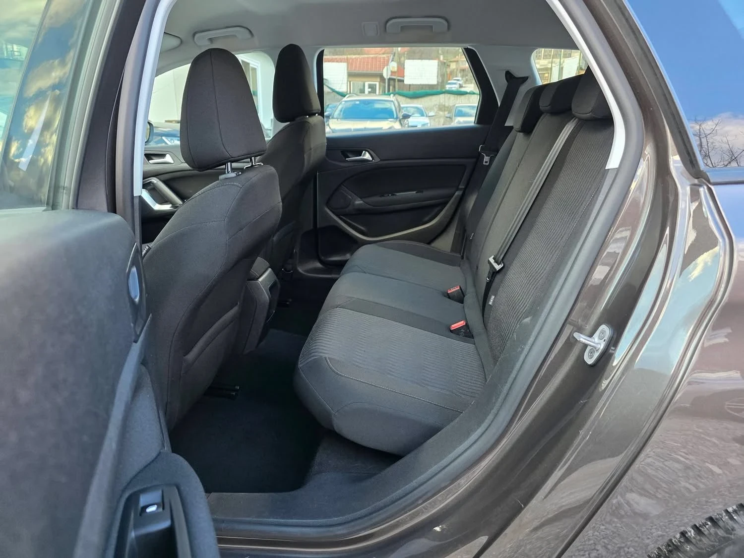 Peugeot 308 1.6HDI 120K.C. / НАВИГАЦИЯ / КЛИМАТРОНИК / - изображение 7