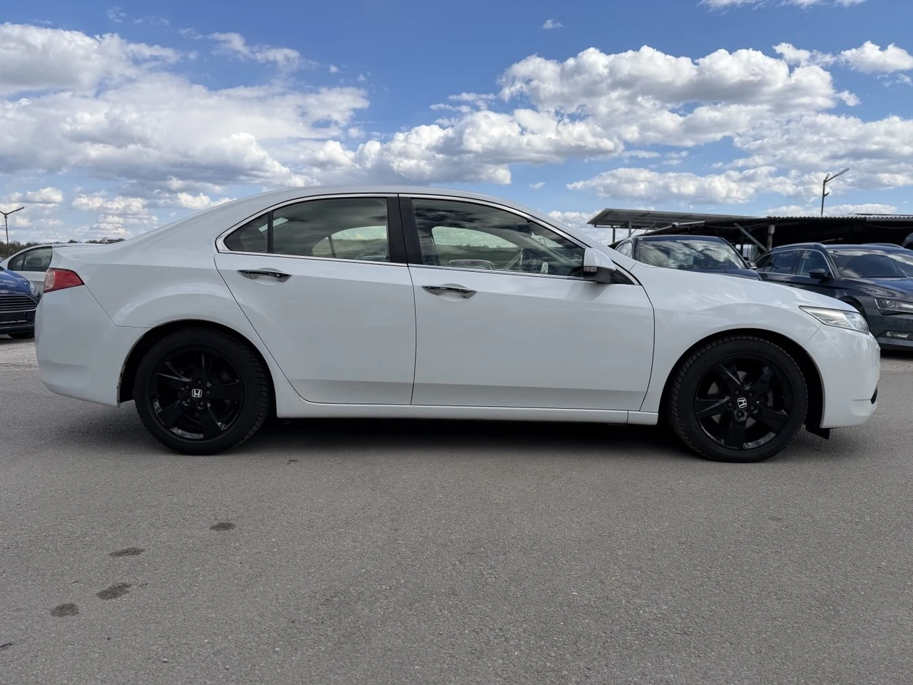 Honda Accord 2.2 i-DTEC , снимка 7 - Автомобили и джипове - 54140524