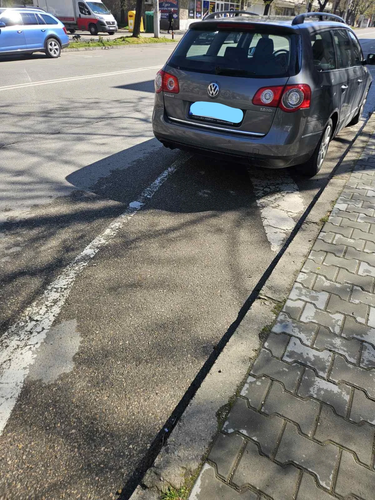 VW Passat B6, снимка 3 - Автомобили и джипове - 54223624