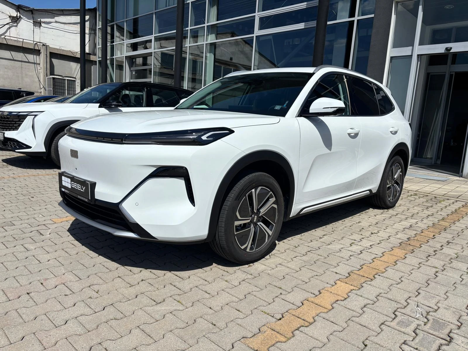 Geely Starray EM-i Plug in Hybrid MAX | Mobile.bg � ����������� 2