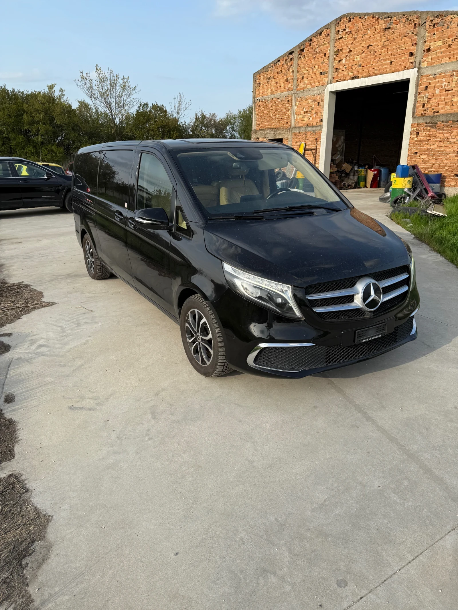 Mercedes-Benz V 300, снимка 3 - Автомобили и джипове - 54360884