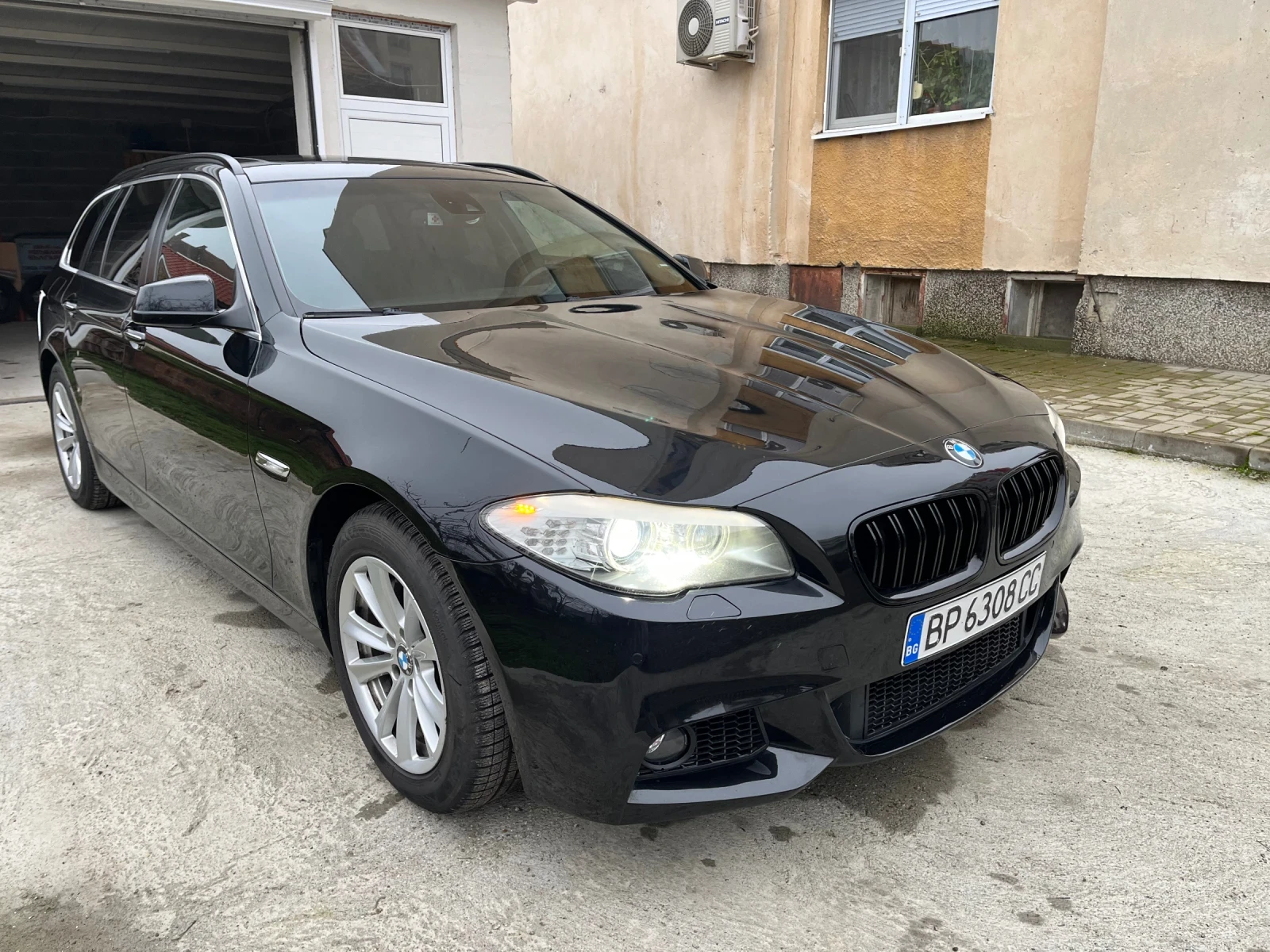 BMW 530 530xd, снимка 8 - Автомобили и джипове - 54382006