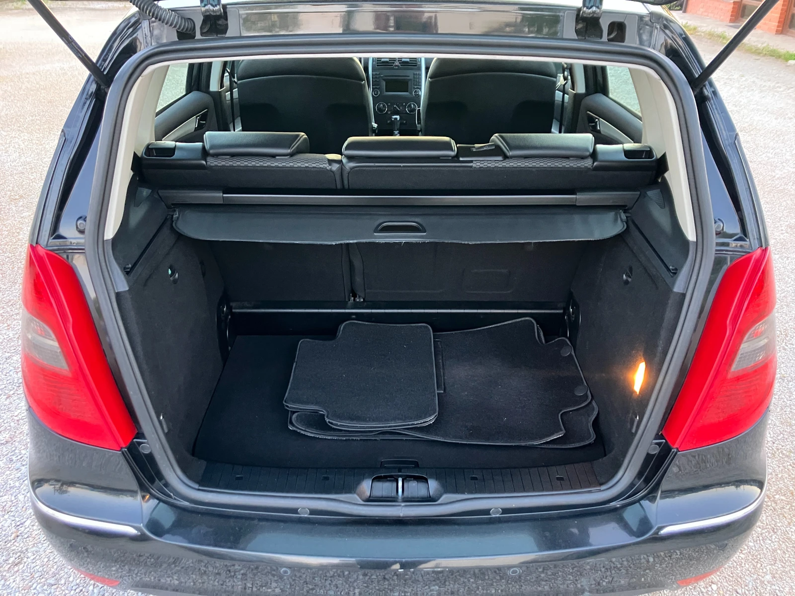 Mercedes-Benz A 160 CDI, снимка 14 - Автомобили и джипове - 54563054