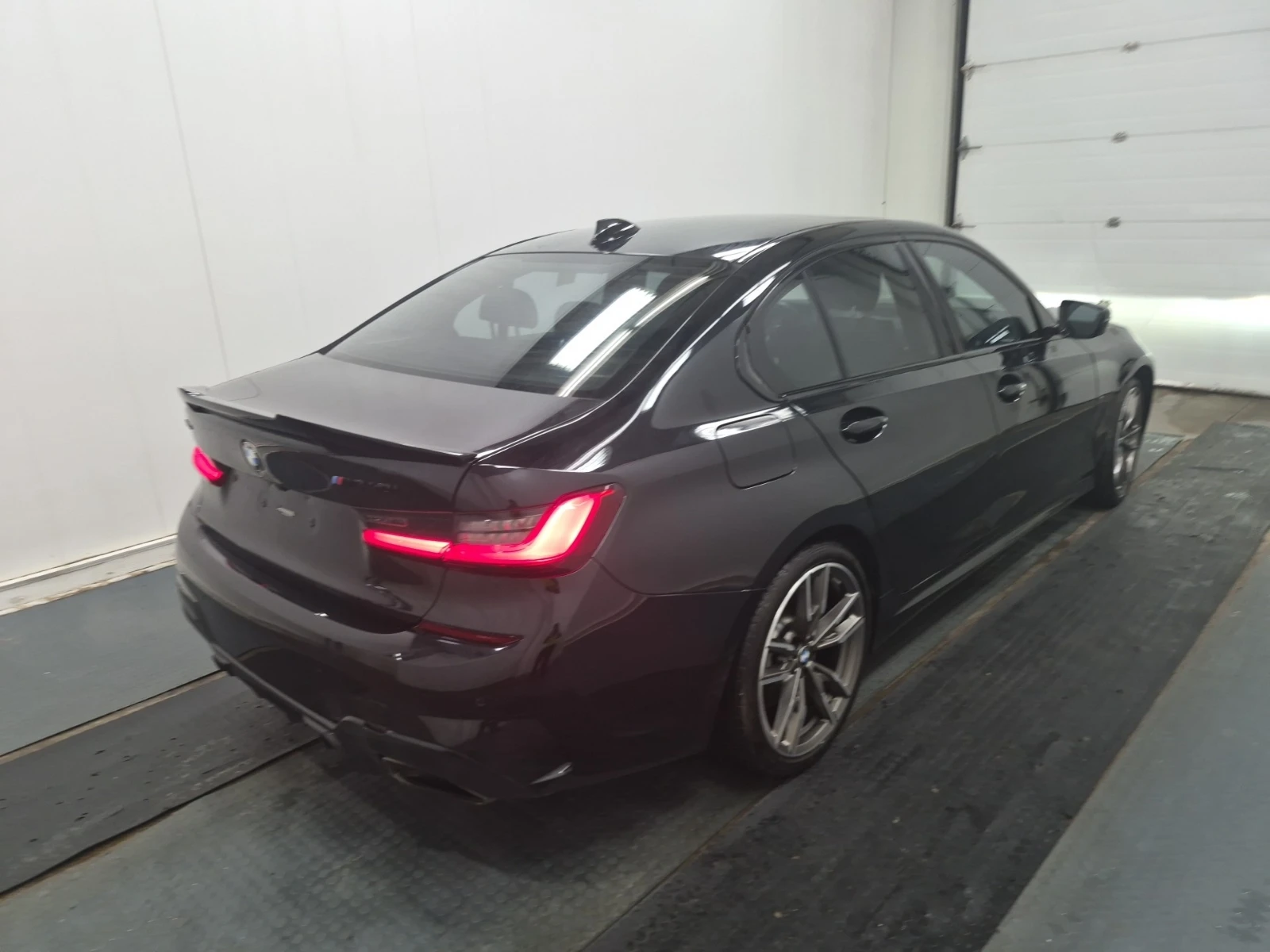 BMW 340 М340i xDrive/HUD/H&K/, снимка 4 - Автомобили и джипове - 54688763