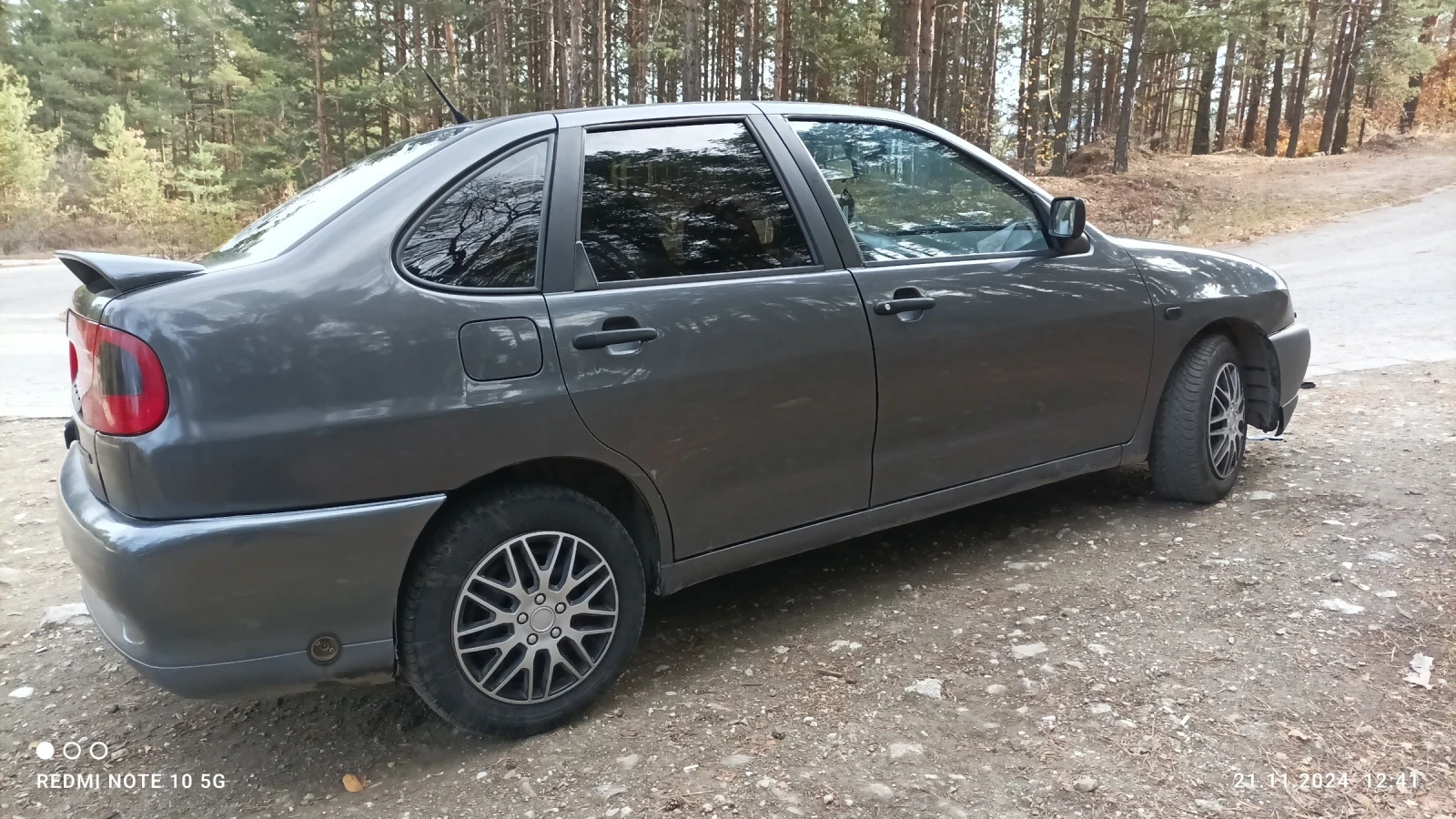 Seat Cordoba, снимка 8 - Автомобили и джипове - 55202015