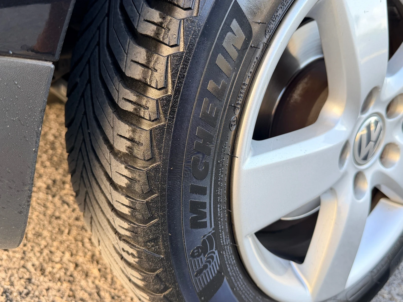 VW Passat 1.9 TDI/105 Коня/НОВ ВНОС ИТАЛИЯ/200 000 Хил.км, снимка 16 - Автомобили и джипове - 55236246