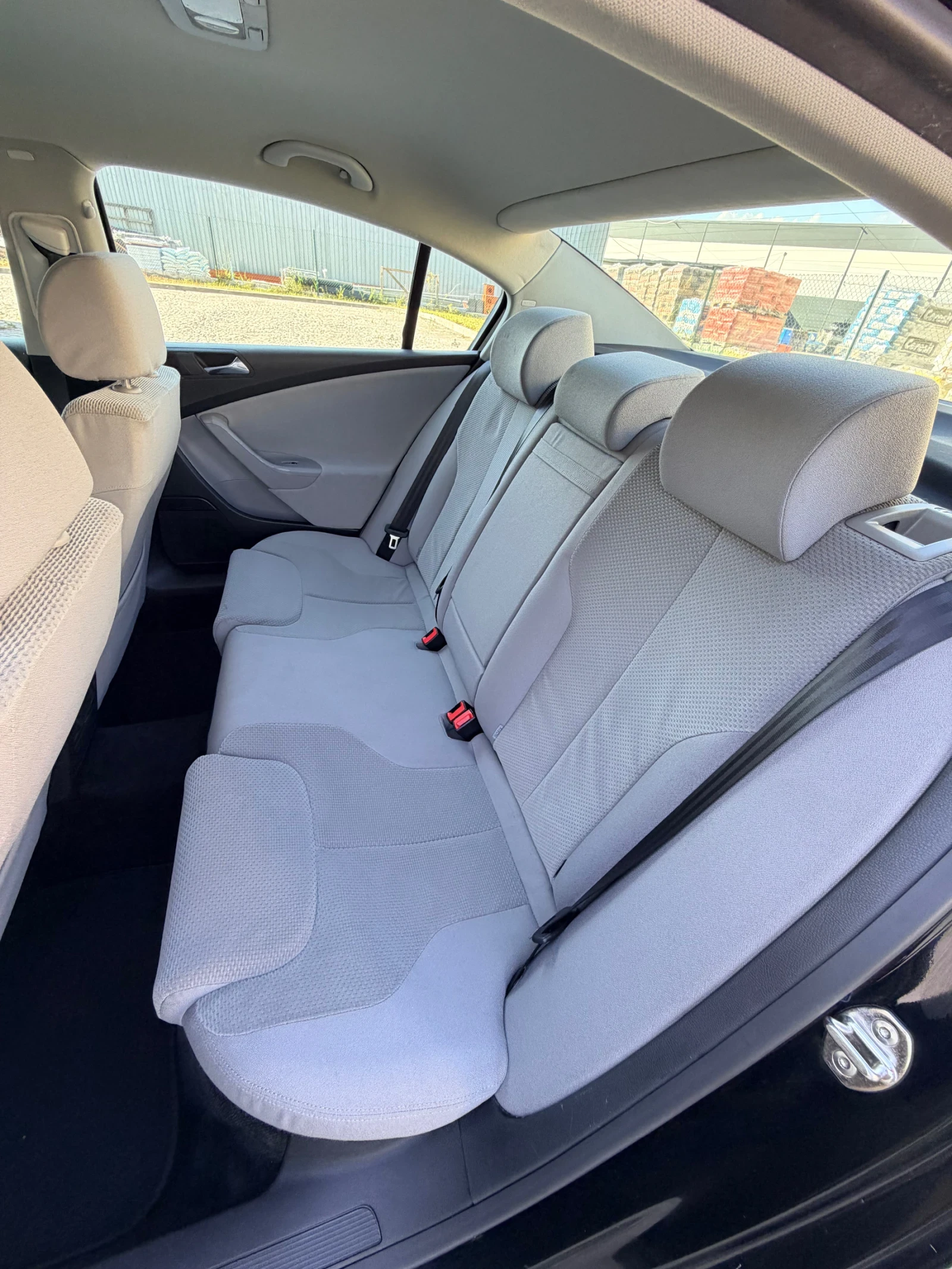 VW Passat 1.9 TDI/105 Коня/НОВ ВНОС ИТАЛИЯ/200 000 Хил.км, снимка 13 - Автомобили и джипове - 55236246