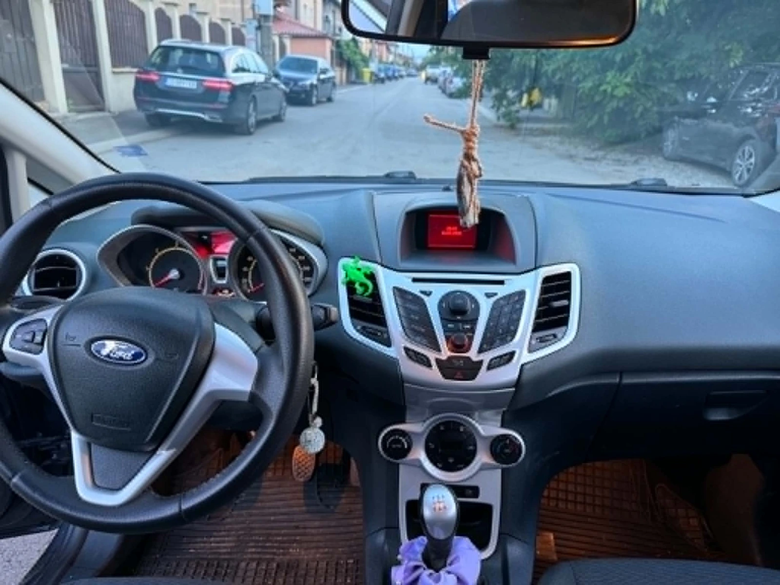 Ford Fiesta 1.4 TDCI, снимка 5 - Автомобили и джипове - 55343566