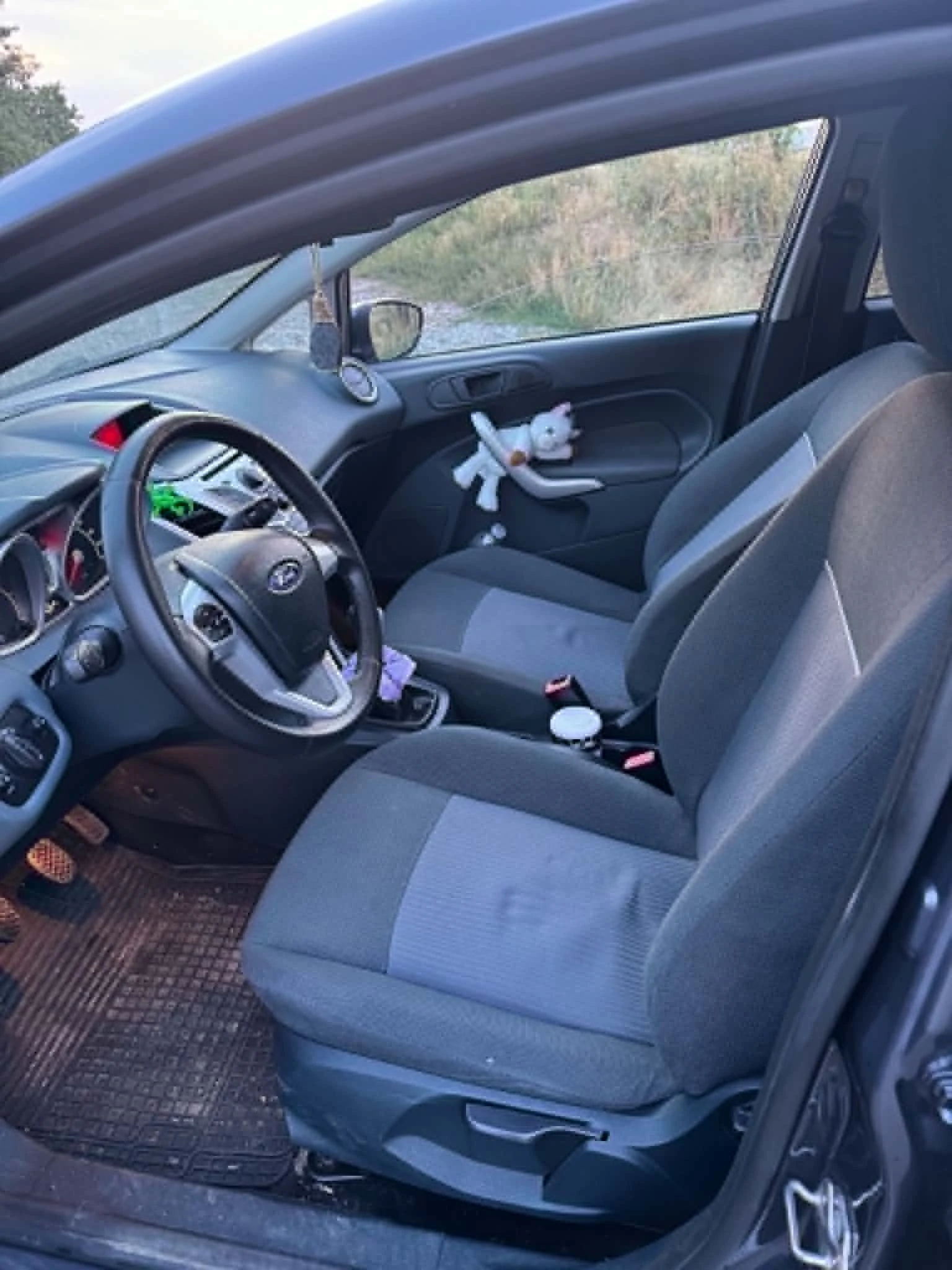 Ford Fiesta 1.4 TDCI, снимка 4 - Автомобили и джипове - 55343566