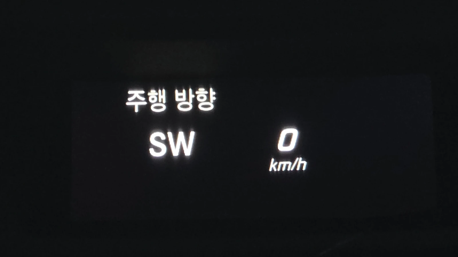 Mercedes-Benz C 220 Avantgarde | Ел. салон | Keyless, снимка 10 - Автомобили и джипове - 55750587